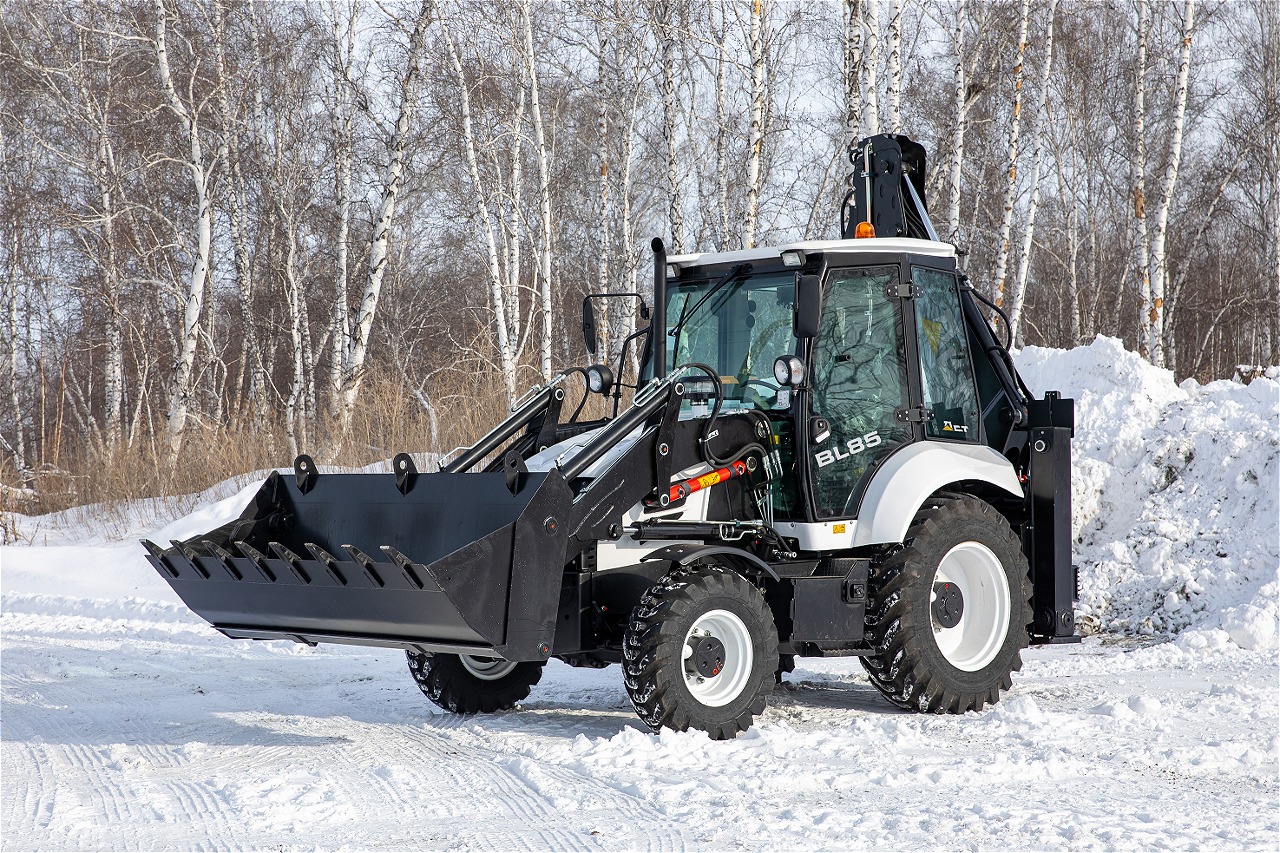 Экскаватор-погрузчик BL85С