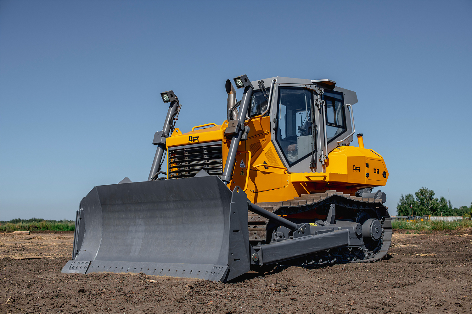 Бульдозер D9