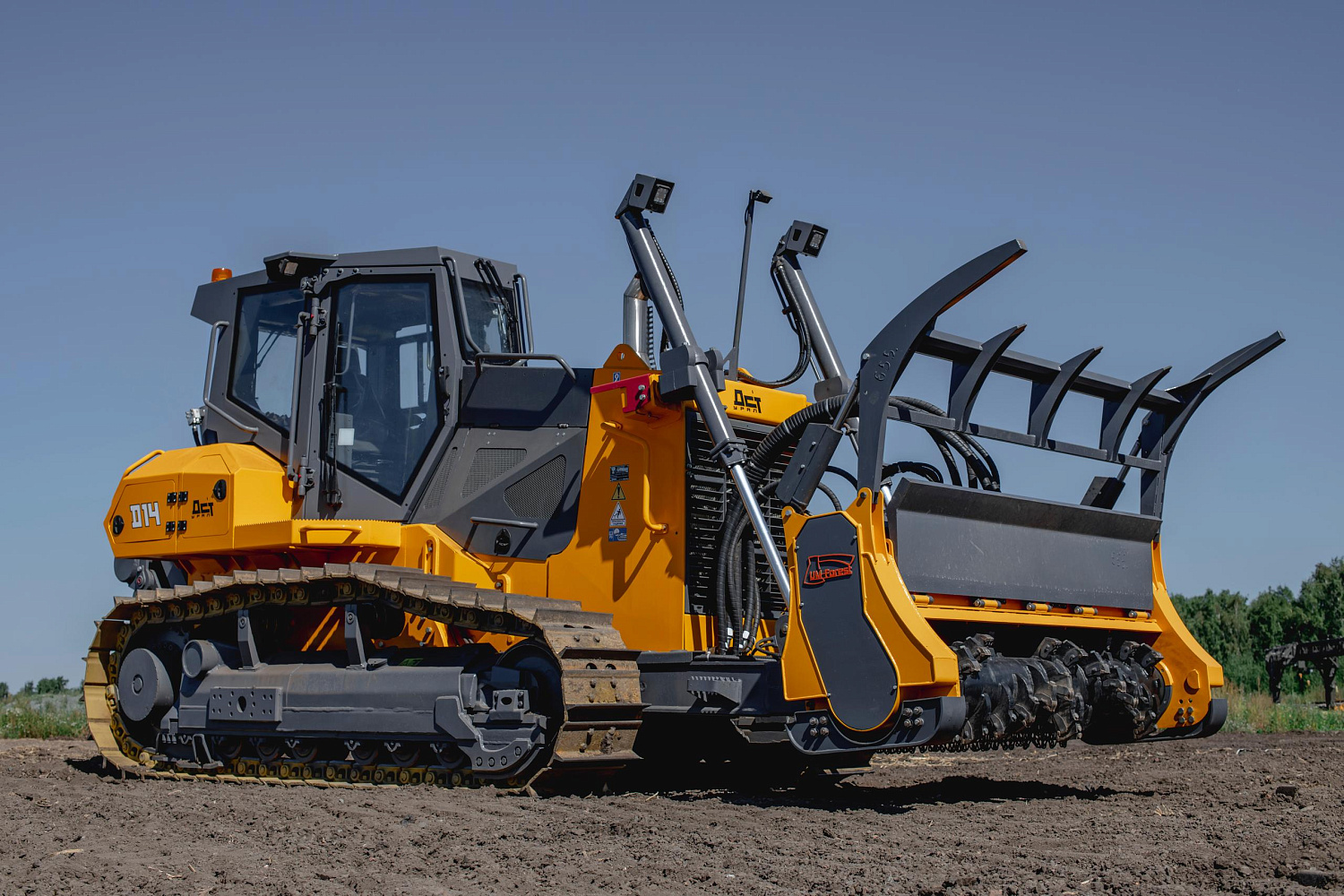 Бульдозер D14