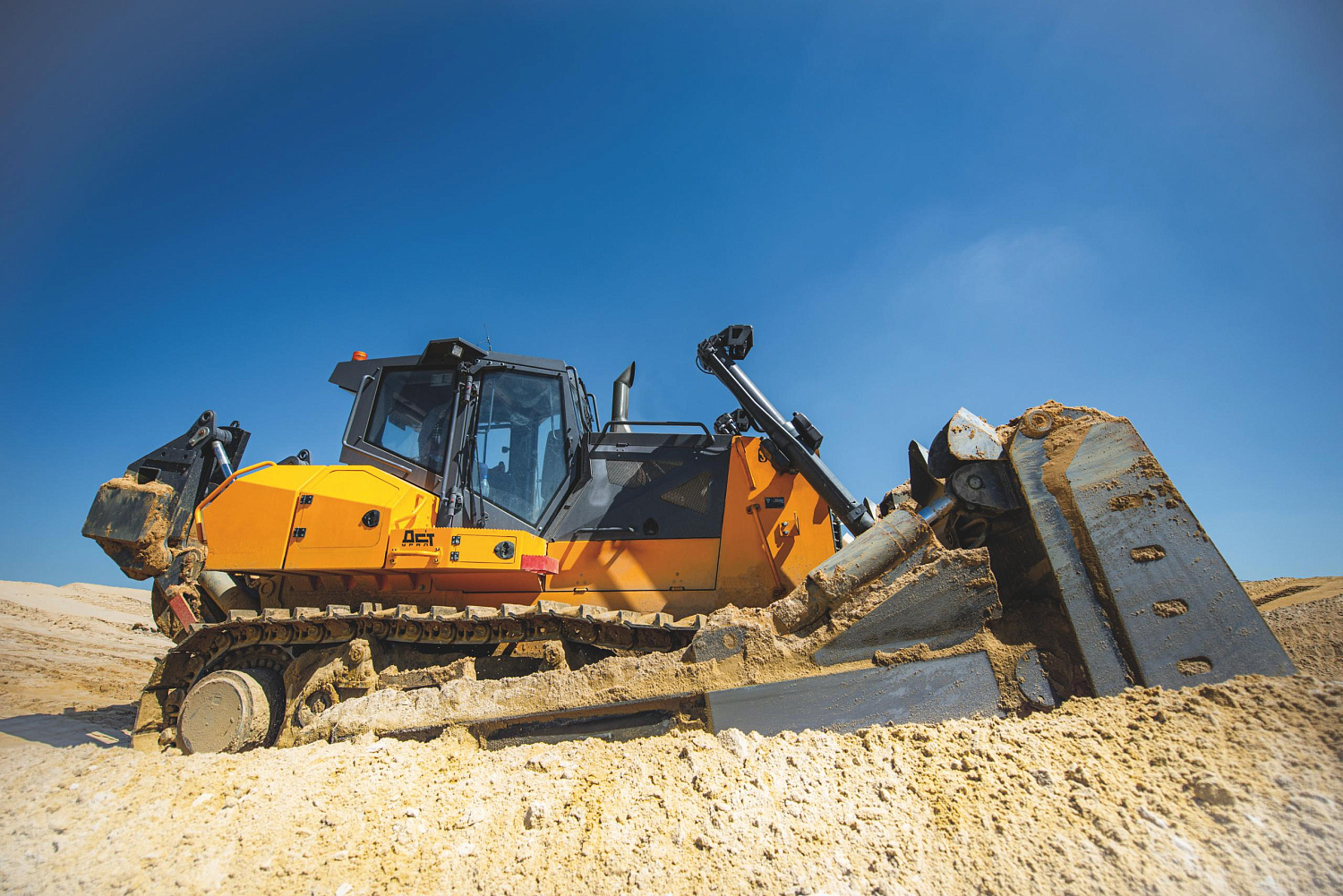 Бульдозер D20