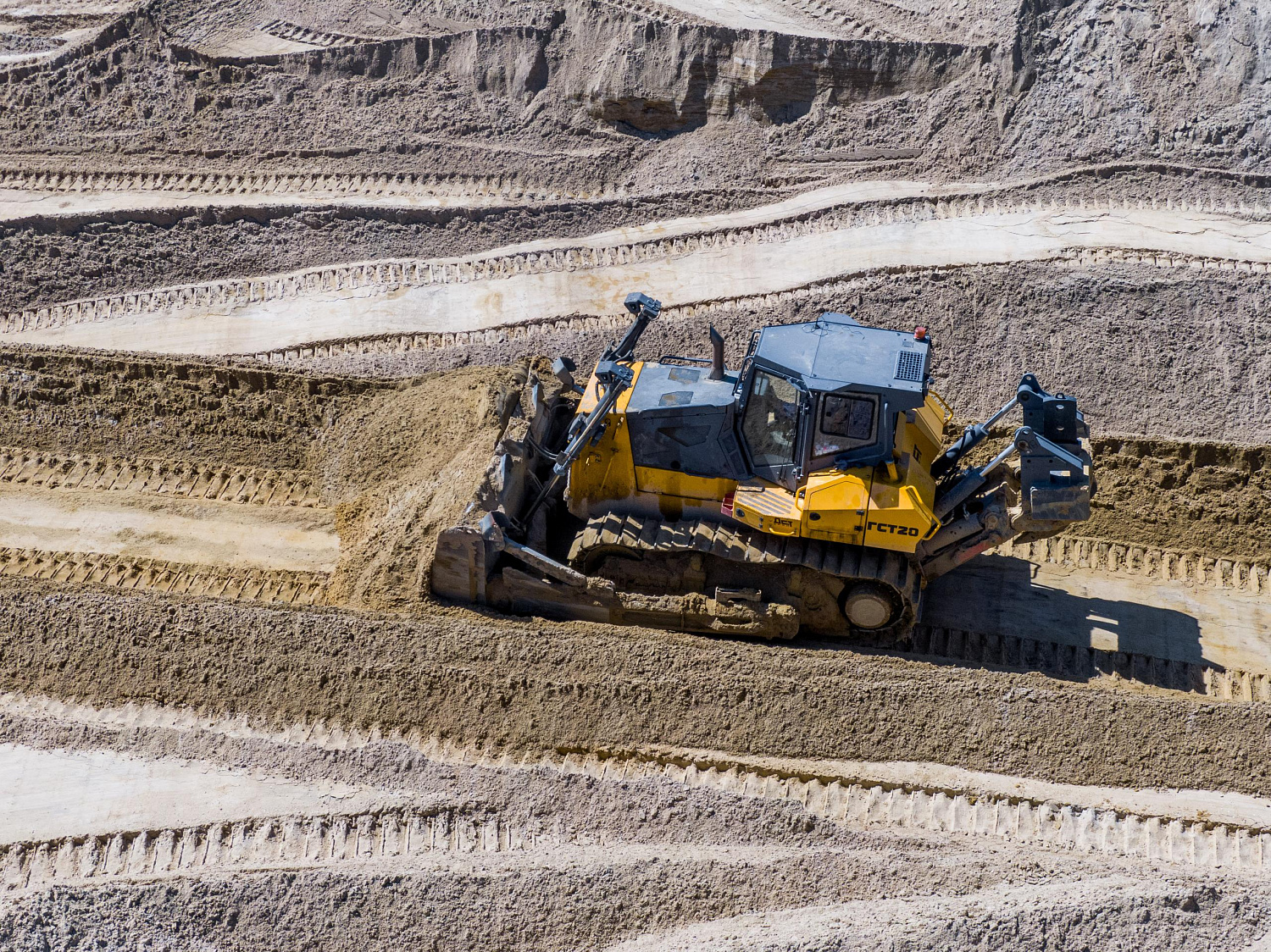 Бульдозер D20