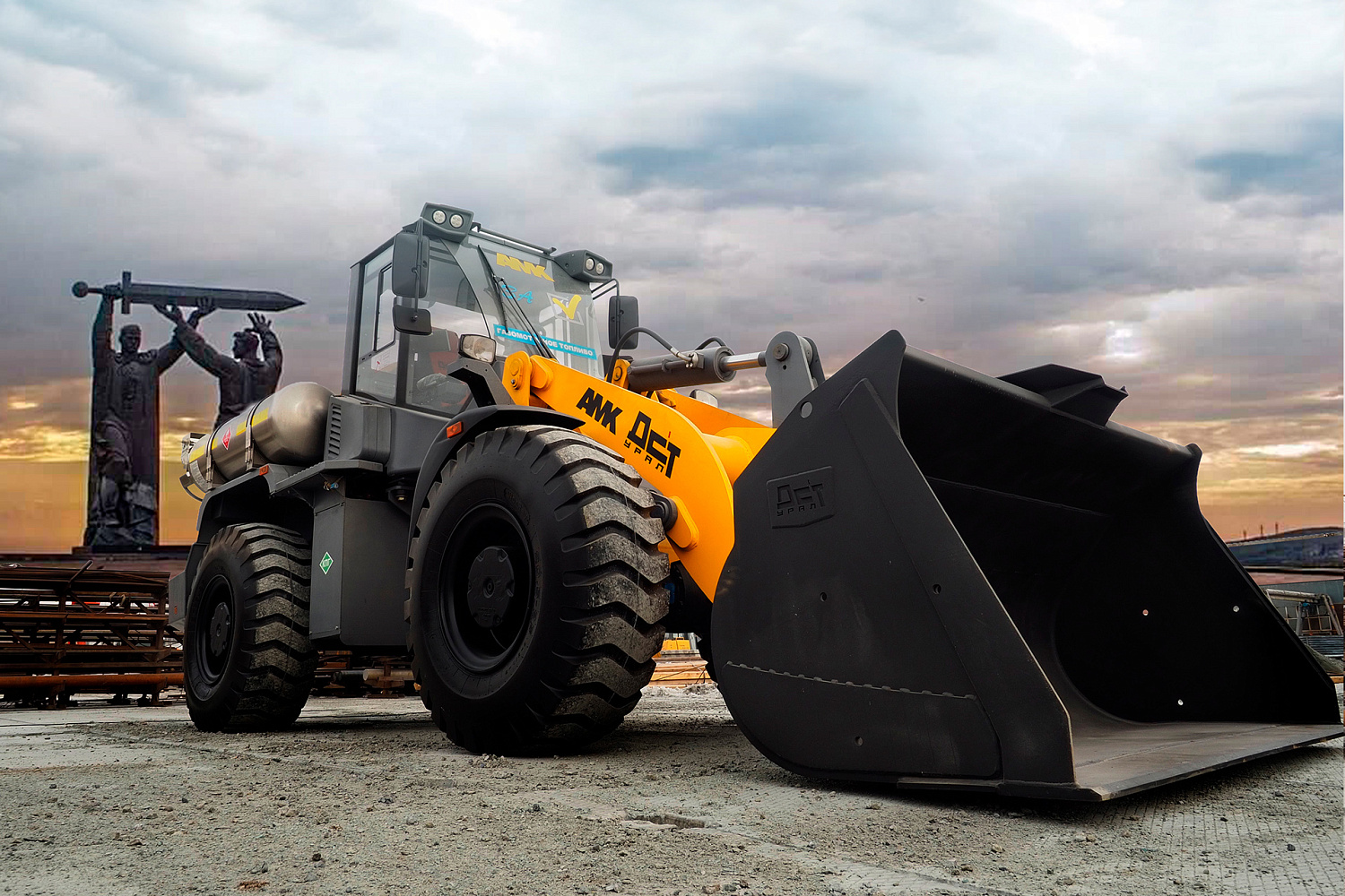 Колесный погрузчик L450