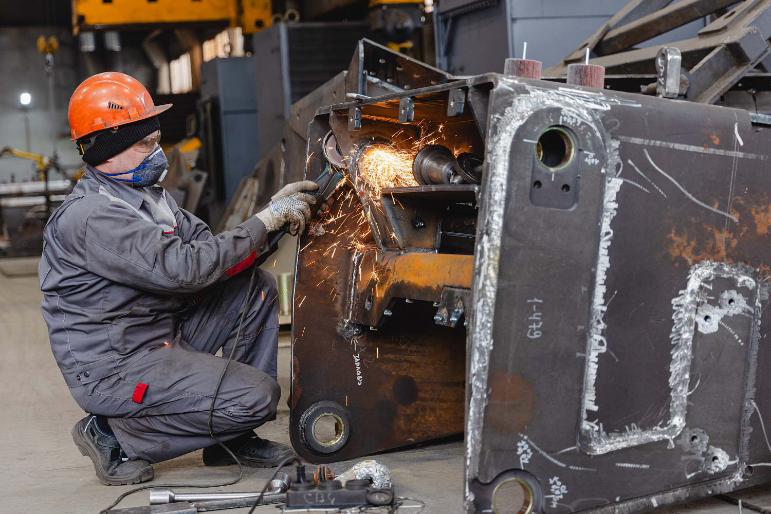 ДСТ-УРАЛ встречает профориентационную экскурсию для 40 челябинских старшеклассников